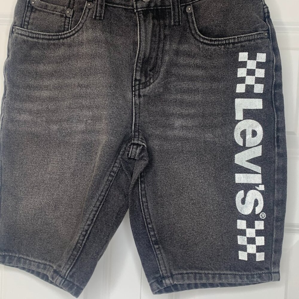 Black Levis 502 Shorts